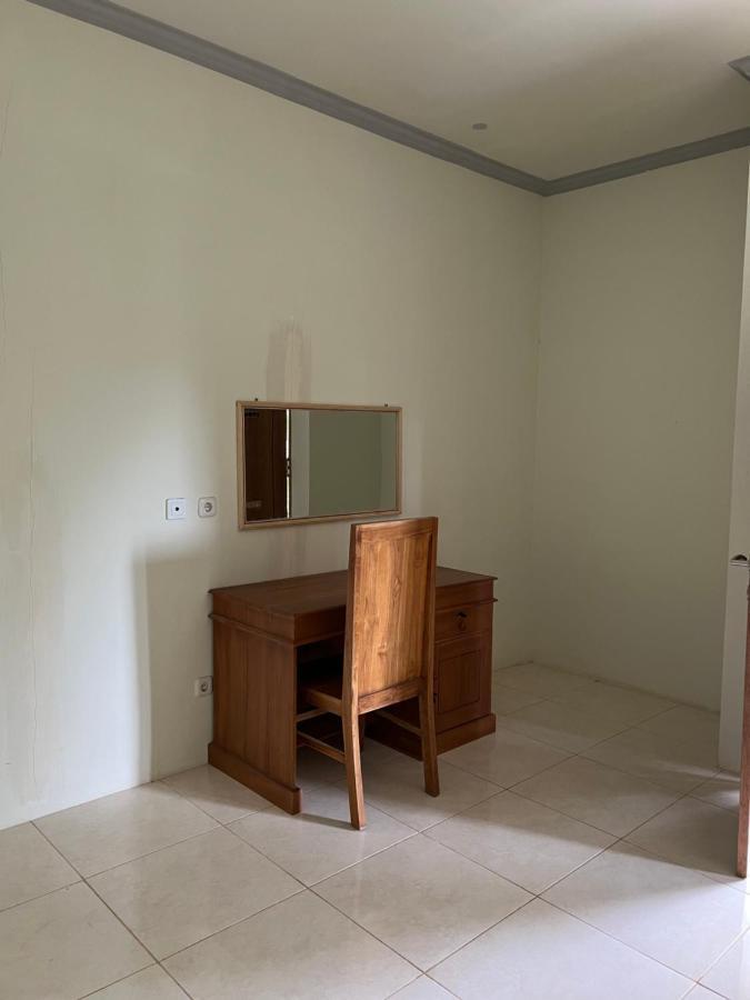 Kuta Circle Homestay Exterior foto